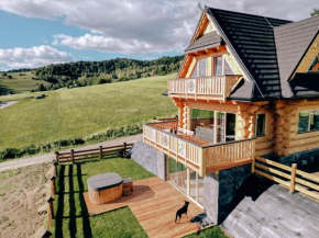 Osada Pod Modrzewiami, Kluszkowce
